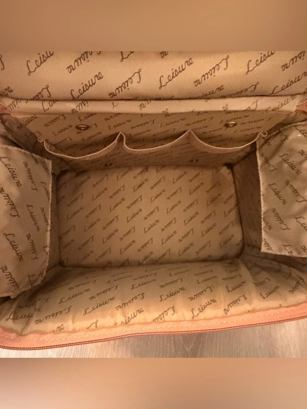 ✨ VINTAGE 1980s Leisure Tapestry Train Case / Makeup Bag ✨